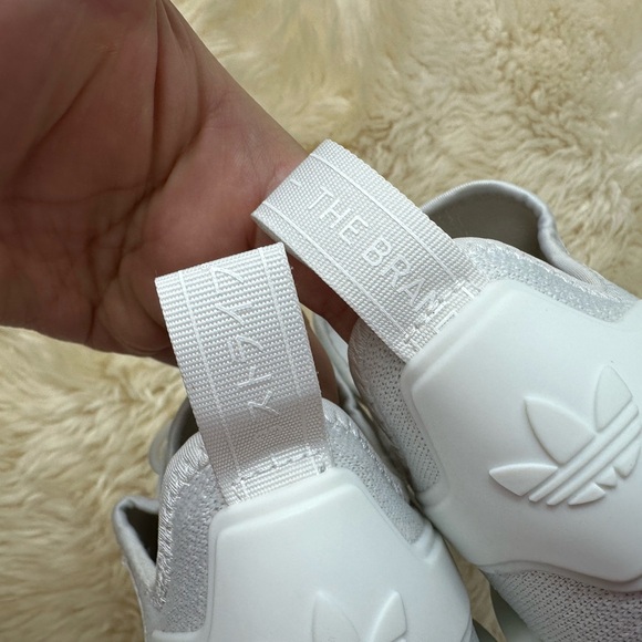 ADIDAS NMD R1 - Picture 4 of 8